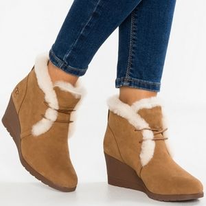 Ugg Jeovana Wedge Heel Lace Up Boot